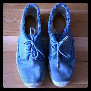 ⭐️ FREE with purchase ⭐️ Michael Kors espadrille